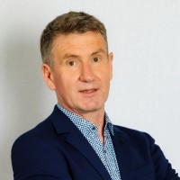 E-mail e número de telefone de Alain Marty