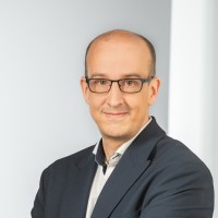 Dirk Wohlgemuth Email