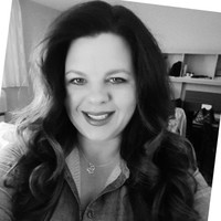 Available for Contract or Hire Employee Shelley Gama's profile photo