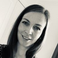 Harrison Associates Employee Amy Huzzard's profile photo