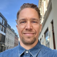 Esben Hougaard Email