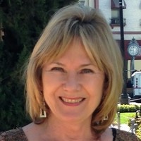 Emmalee Lezama Email & Phone Number