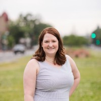 Elizabeth Olds Email & Phone Number