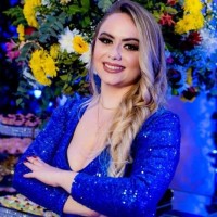 Larissa Thomas Email