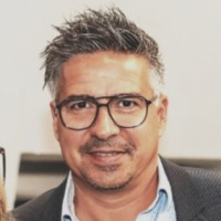 Matthias Wolbert Email