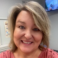 AXIS FABRICATION & MACHINE CO., LLC Employee Vivian Low's profile photo