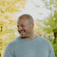 Mark de Luca Email