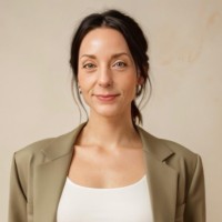 ENYTER Employee Jennifer Abril's profile photo
