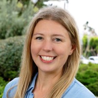 Amanda Houts Email & Phone Number