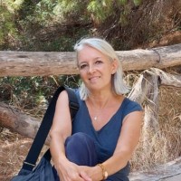 Dora Ramazzotti Email