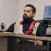 Luis Benavides Email