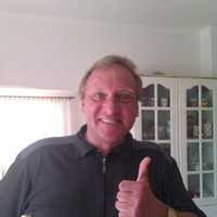 Jan Souček Email