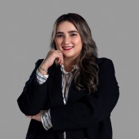 Fernanda Paredes Email
