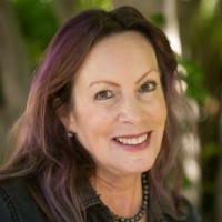 ZGlobal Inc. Power Engineering & Energy Solutions Employee Robin Smutny-Jones's profile photo