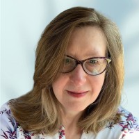 Ideas Novel, LLC Employee Lynne Mitchell's profile photo