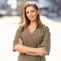 Compari.ro Employee Bianca Voica's profile photo