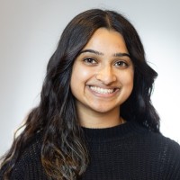 Priya Kini Email