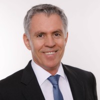 Oliver Neumayer Email