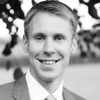 Peter Llewellyn Email