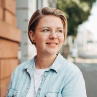 Sylvia Schneider Email