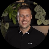 Michael Oomen Email & Phone Number