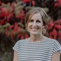 DecksDirect Employee Lisa Hines's profile photo