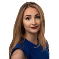 FrontHouz Employee Starr Douglas's profile photo