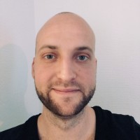 Robin Lindström Email