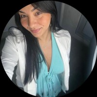 Paloma Medeiros Email