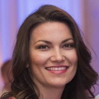 ecoATM Gazelle Employee Carly Amant's profile photo