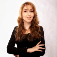 Raha Bahadori Email