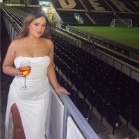 Chloe Sims Email & Phone Number