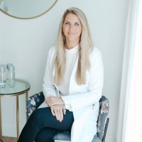 Skin Pharm Employee Clare Taylor's profile photo
