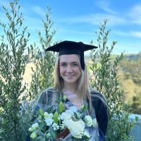 Emily Crosse's profile photo