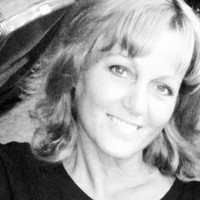 Fat Cats Employee Laura Short's profile photo