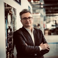 Wojciech Wosik Email
