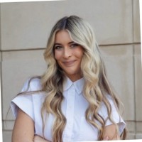 Kelsey Bagg Email & Phone Number