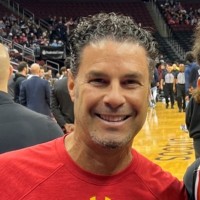 E-mail e número de telefone de Peter Goldschmidt