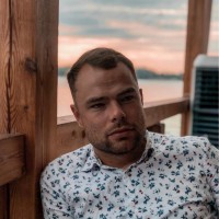 Toms Strazdiņš Email