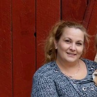 Holly Usina Email & Phone Number