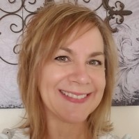 Kim Holzer Email & Phone Number