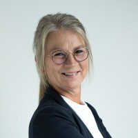 Helle Strandbæk Email