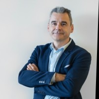 Ángel Dueñas Daza Email