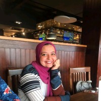 Nada Elazzazy Email