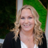 Visit Canton Employee Leslianne Lake's profile photo