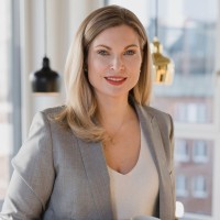 JLL Employee Sarah Hoffmann's profile photo