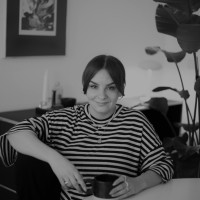 Sabrina Bleyer Email & Phone Number