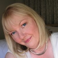 Sara Hoyles Email & Phone Number