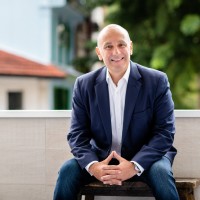 Robert Pizzari Email & Phone Number