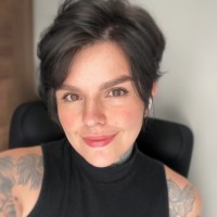 Solar Grid Employee Yasmin Poloni's profile photo